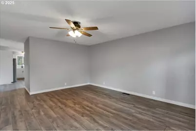 712 12th Ave, Sweet Home, OR 97386 - Photo 28