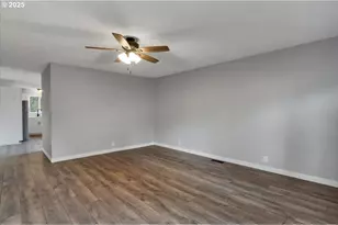 712 12th Ave, Sweet Home, OR 97386 - Photo 28