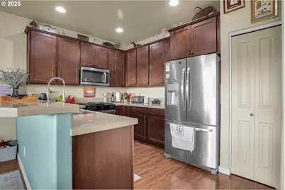 30288 NW Stewart Ln, North Plains, OR 97133 - Photo 6