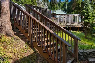 1102 Hillside Dr, Cottage Grove, OR 97424 - Photo 2