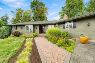 13876 SE Mountain Crest Dr, Happy Valley, OR 97086 - Photo 2