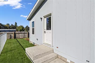 675 N 16th St, Cottage Grove, OR 97424 - Photo 36