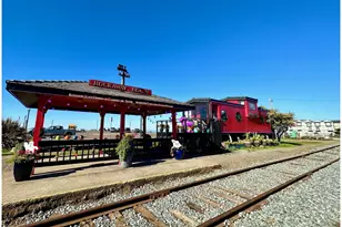 277 N Dolphin St, Rockaway Beach, OR 97136 - Photo 24
