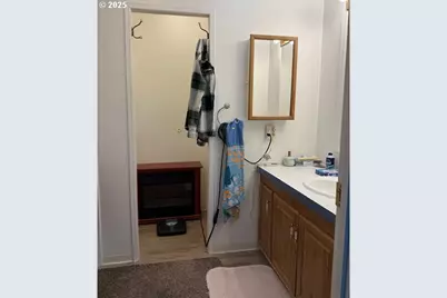 530 Shorepines Ct, Coos Bay, OR 97420 - Photo 16