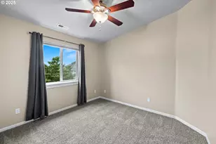 13243 SE Buford Ct, Portland, OR 97236 - Photo 22