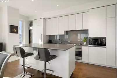 1150 NW Quimby St #1802, Portland, OR 97209 - Photo 6