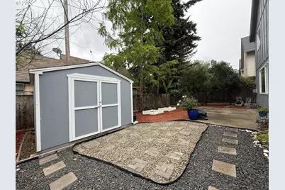 2725 Mallory Ln, Eugene, OR 97401 - Photo 30