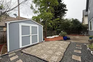 2725 Mallory Ln, Eugene, OR 97401 - Photo 30