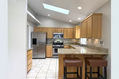 2725 Mallory Ln, Eugene, OR 97401 - Photo 12