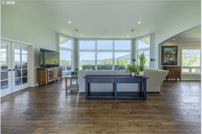 33685 Van Duyn Rd, Eugene, OR 97408 - Photo 10