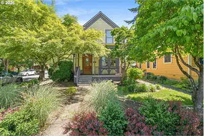 1204 SE 34th Ave, Portland, OR 97214 - Photo 1