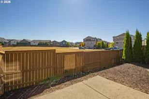 17230 NW Catalpa St, Portland, OR 97229 - Photo 26