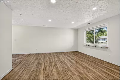 513 SW Diane St, Castle Rock, WA 98611 - Photo 4