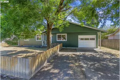 513 SW Diane St, Castle Rock, WA 98611 - Photo 1