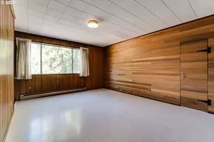 1345 Oak Dr, Eugene, OR 97404 - Photo 36