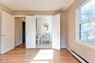 1345 Oak Dr, Eugene, OR 97404 - Photo 18