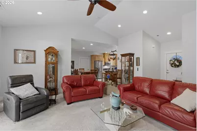 200 Rainbow Ridge Ave, Roseburg, OR 97471 - Photo 12