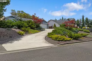 200 Rainbow Ridge Ave, Roseburg, OR 97471 - Photo 6