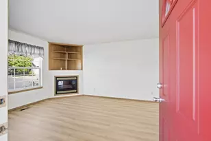 5300 NE 84th Loop, Vancouver, WA 98662 - Photo 2