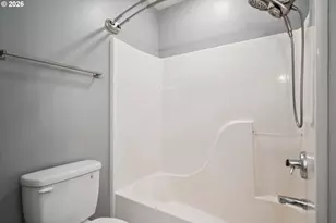 3302 NE Olympic St, Hillsboro, OR 97124 - Photo 28