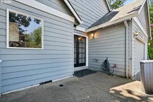 3302 NE Olympic St, Hillsboro, OR 97124 - Photo 4