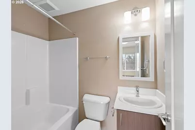 138 NE 109th Ave, Portland, OR 97220 - Photo 22