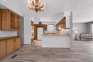 1800 Lakewood Ct, Eugene, OR 97402 - Photo 8