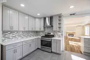 950 Coburg Rd, Eugene, OR 97401 - Photo 8