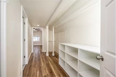 950 Coburg Rd, Eugene, OR 97401 - Photo 22