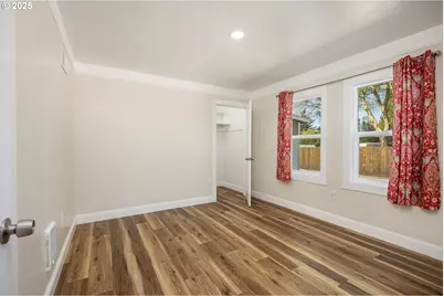 950 Coburg Rd, Eugene, OR 97401 - Photo 12