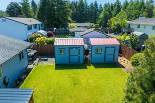 412 Camellia Ct, Reedsport, OR 97467 - Photo 14