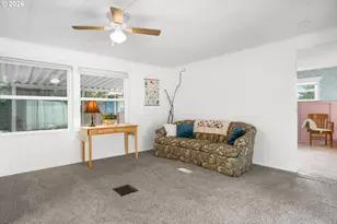 2400 SE Stratus Ave, McMinnville, OR 97128 - Photo 6