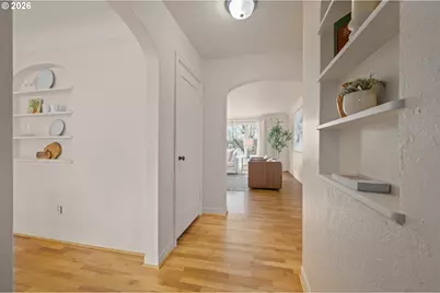 2031 Olive St, Eugene, OR 97405 - Photo 2