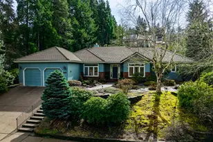 2572 W 28th Ave, Eugene, OR 97405 - Photo 1