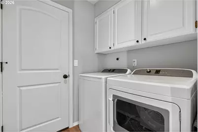 7860 SW Gearhart Dr, Beaverton, OR 97007 - Photo 36