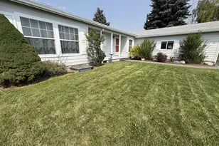 206 Autim St, Enterprise, OR 97828 - Photo 2