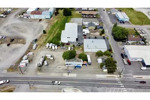 301 W Main St, Molalla, OR 97038 - Photo 1