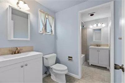 5792 SW 204th Pl, Beaverton, OR 97078 - Photo 22