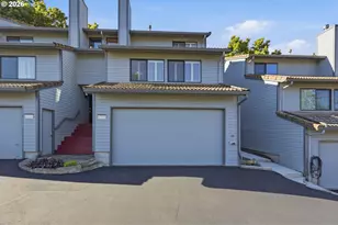 6234 Meridian Cir, West Linn, OR 97068 - Photo 2