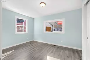 8940 SE Stanley Pl, Portland, OR 97206 - Photo 16