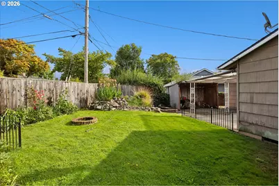 15445 SE Stephens Ct, Portland, OR 97233 - Photo 38