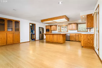 1108 SE 168th Ave, Portland, OR 97233 - Photo 2
