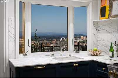 604 NW Macleay Blvd, Portland, OR 97210 - Photo 12