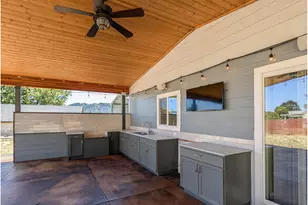 61 SW Oak St, Winston, OR 97496 - Photo 36