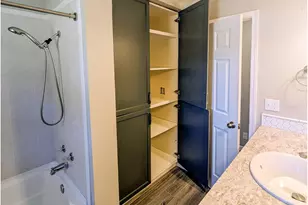 61 SW Oak St, Winston, OR 97496 - Photo 10