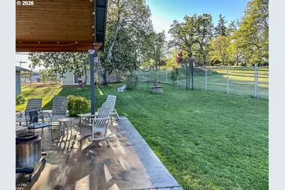 61 SW Oak St, Winston, OR 97496 - Photo 44