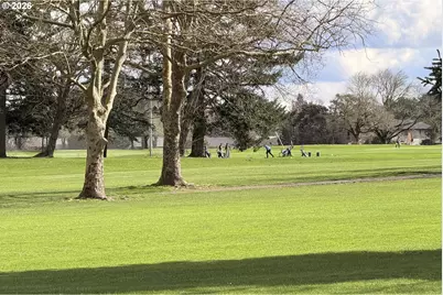 1514 NE Hogan Dr, Gresham, OR 97030 - Photo 22