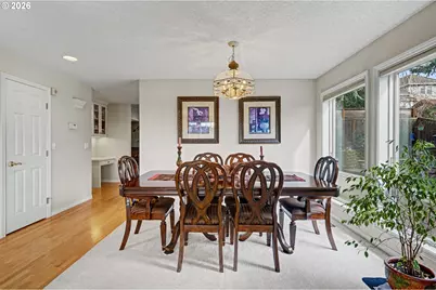 2874 Laurelwood Ct, Salem, OR 97304 - Photo 12