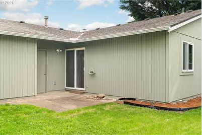 2336 SW 23rd St, Troutdale, OR 97060 - Photo 28