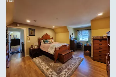 1126 Washington St, Port Orford, OR 97465 - Photo 20